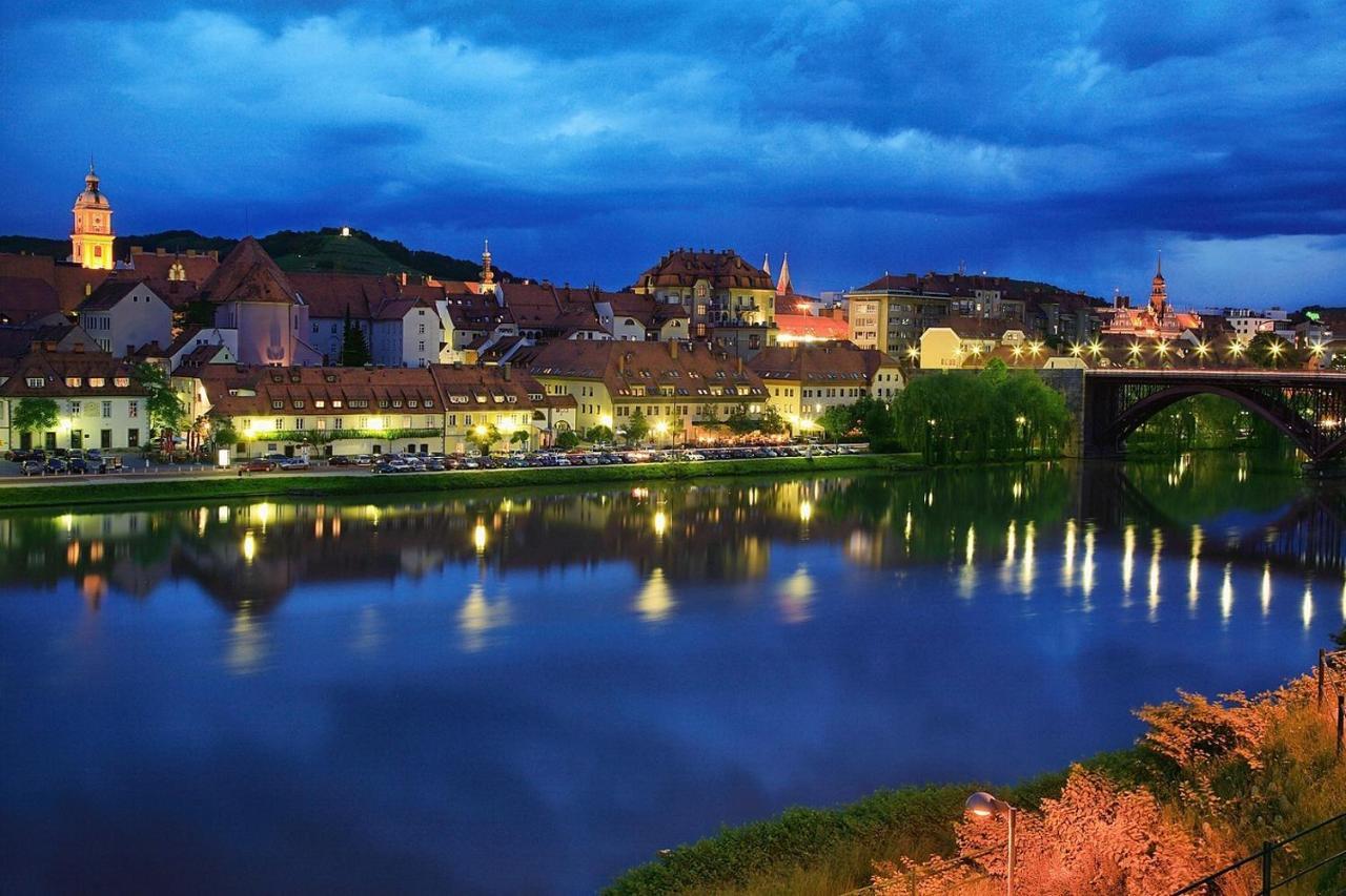 Perfect Apartma Maribor Bagian luar foto